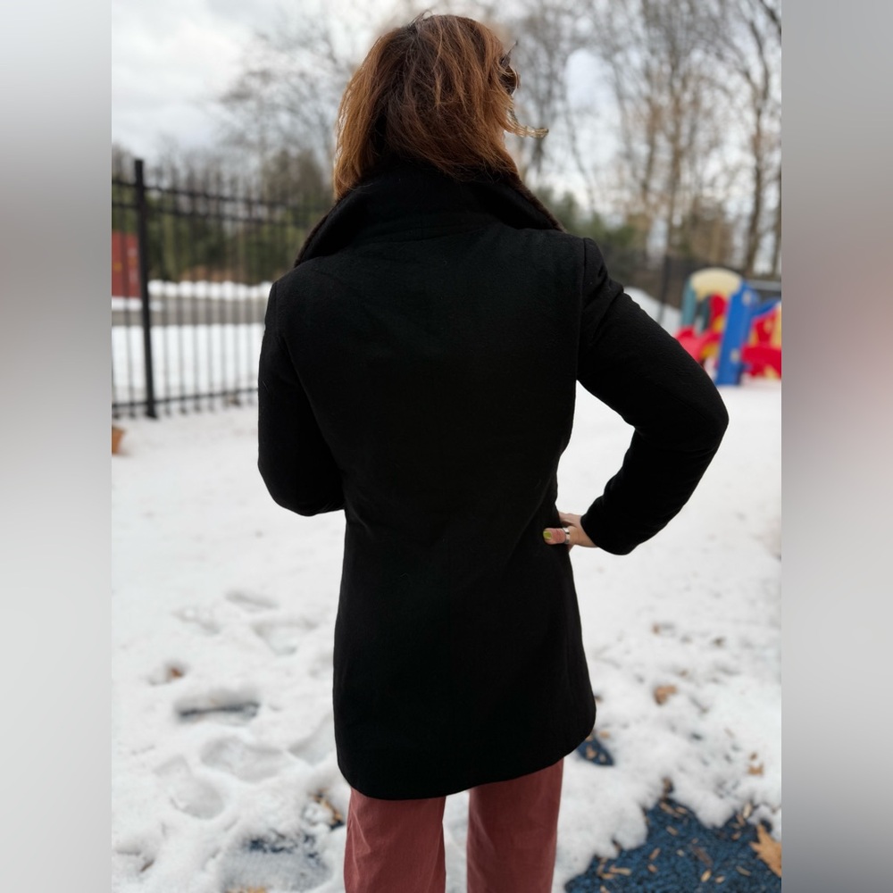 Black Coat with Mink Collar M - Picture 5 of 13